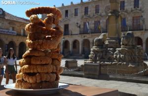Las torres de torrezno, último reclamo turístico en Soria. (SoriaNoticias)